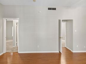 712 Graham PL 203, Austin TX 78705