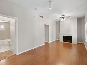 712 Graham PL 203, Austin TX 78705