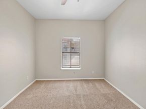 712 Graham PL 203, Austin TX 78705