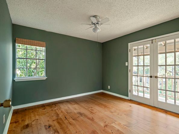 3908 Knollwood DR, Austin TX 78731