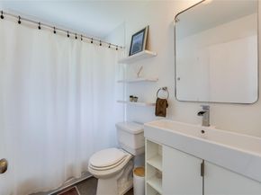 1120 Gillespie PL 2, Austin TX 78704