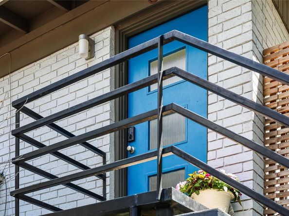 1120 Gillespie PL 2, Austin TX 78704