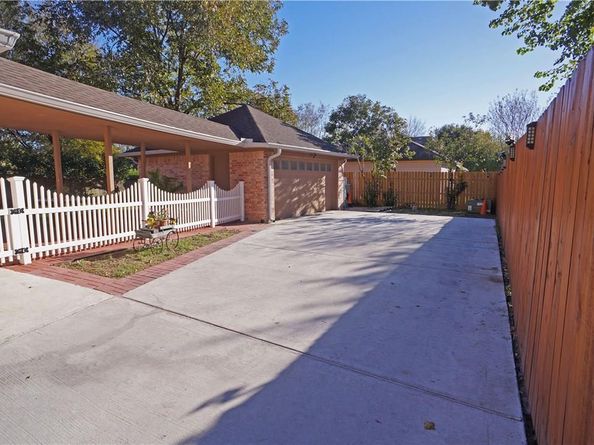 503 Oak Ridge DR, Pflugerville TX 78660