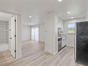 3819 Southway DR 105, Austin TX 78704