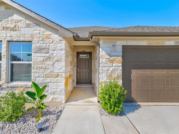 101 Skyview Farm LN, Liberty Hill TX 78642