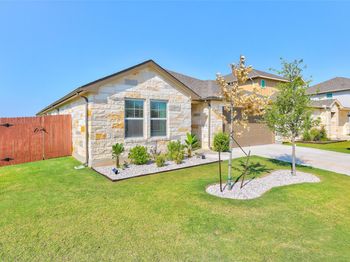 101 Skyview Farm LN