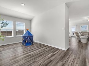 101 Skyview Farm LN, Liberty Hill TX 78642