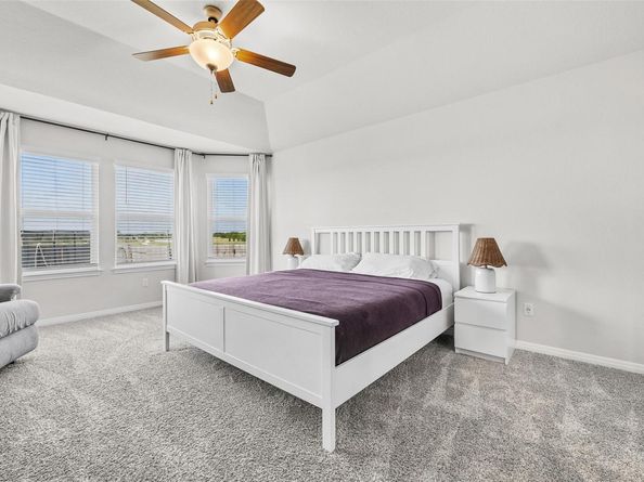 101 Skyview Farm LN, Liberty Hill TX 78642