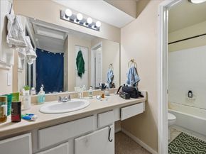 501 W 26th ST 306, Austin TX 78705