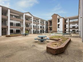 501 W 26th ST 306, Austin TX 78705