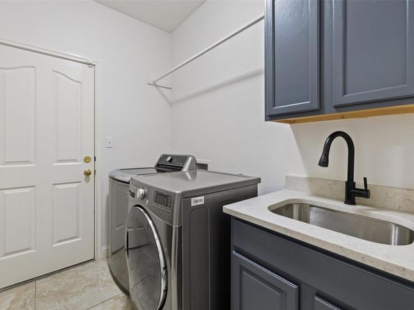 10408 Hansa DR, Austin TX 78739