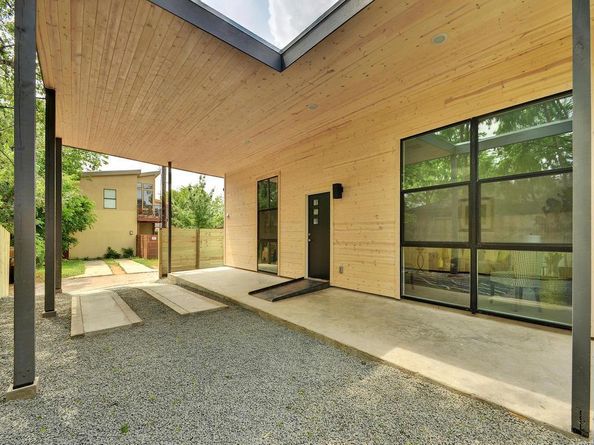 2103 E 14th ST B, Austin TX 78702