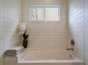 2103 E 14th ST B, Austin TX 78702