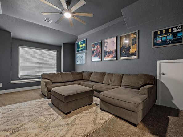 504 Leon LOOP, Liberty Hill TX 78642