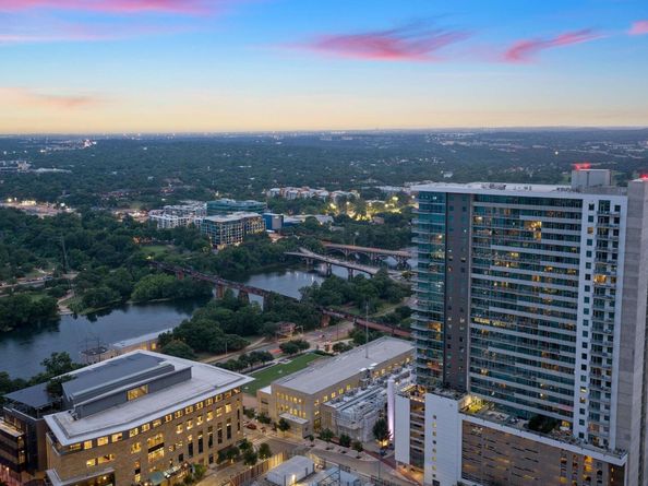 360 Nueces ST 3608, Austin TX 78701