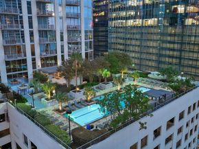 360 Nueces ST 3608, Austin TX 78701