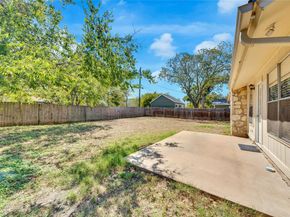 519 Yucca DR, Round Rock TX 78681