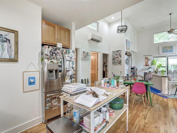 809 E 44th ST, Austin TX 78751