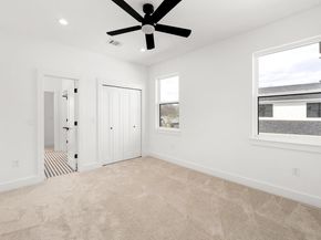 1500 Sylvan Glade 2B, Austin TX 78745