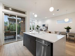 900 S 2nd ST 20, Austin TX 78704