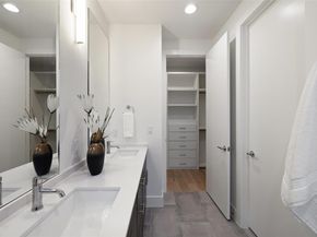 900 S 2nd ST 20, Austin TX 78704