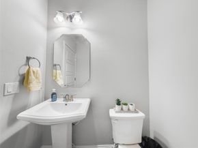 13800 Lyndhurst ST 324, Austin TX 78717