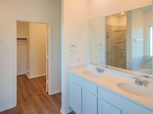 1217 Sweetspire ST, Leander TX 78641