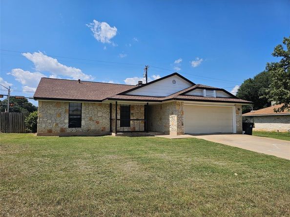 904 Woodview DR, Georgetown TX 78628