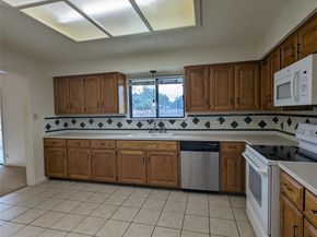 904 Woodview DR, Georgetown TX 78628