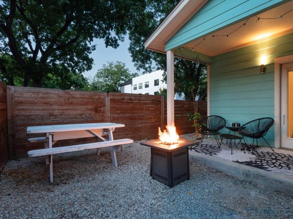 3000 Neal ST, Austin TX 78702