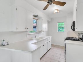8604 Parkfield DR, Austin TX 78758
