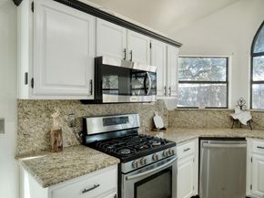 3403 NW Northwest BLVD, Georgetown TX 78628