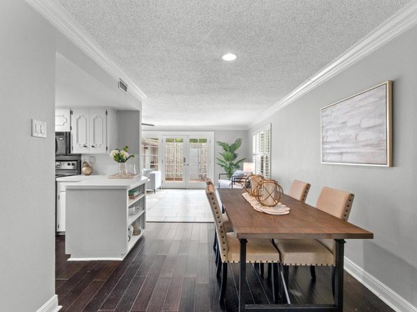 6109 Bullard DR A, Austin TX 78757
