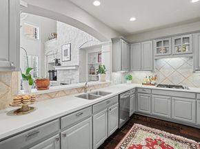 3800 Bailey LN F1, Austin TX 78756