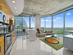 360 Nueces ST 3602, Austin TX 78701