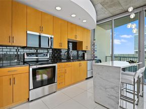 360 Nueces ST 3602, Austin TX 78701