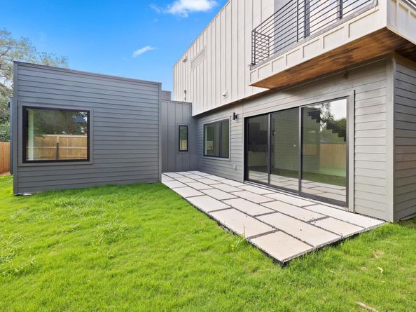 4407 Merle DR B, Austin TX 78745