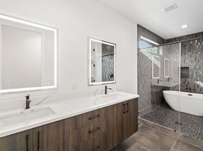 4407 Merle DR B, Austin TX 78745