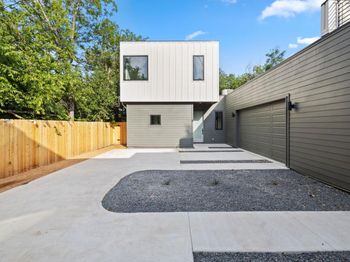 4407 Merle DR