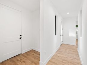 4407 Merle DR B, Austin TX 78745