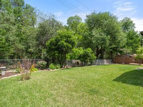910 River Oaks DR, Austin TX 78753