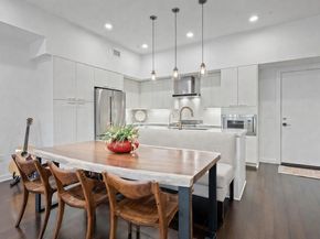 2003 Wilson ST 3, Austin TX 78704