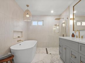 8407 Copano DR, Austin TX 78749