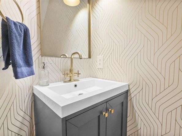 8407 Copano DR, Austin TX 78749