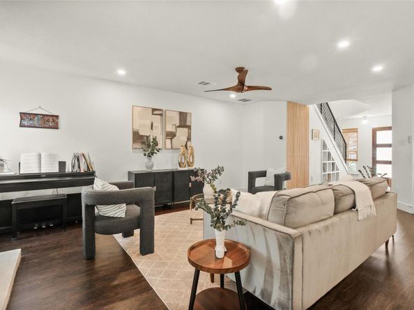 8407 Copano DR, Austin TX 78749