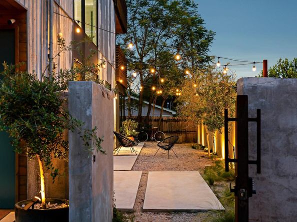 2201 Santa Rosa ST, Austin TX 78702