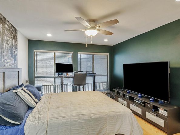 909 Reinli ST 213, Austin TX 78751