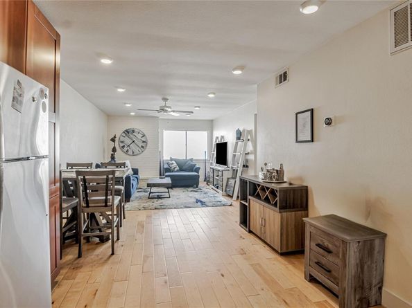 909 Reinli ST 213, Austin TX 78751