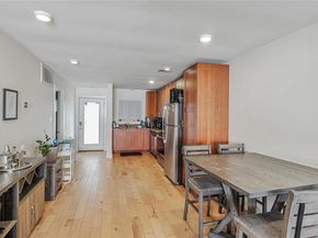 909 Reinli ST 213, Austin TX 78751