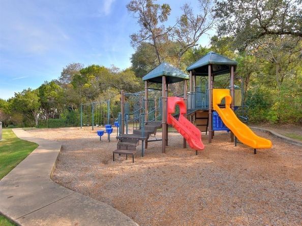 8706 Fenton DR, Austin TX 78736